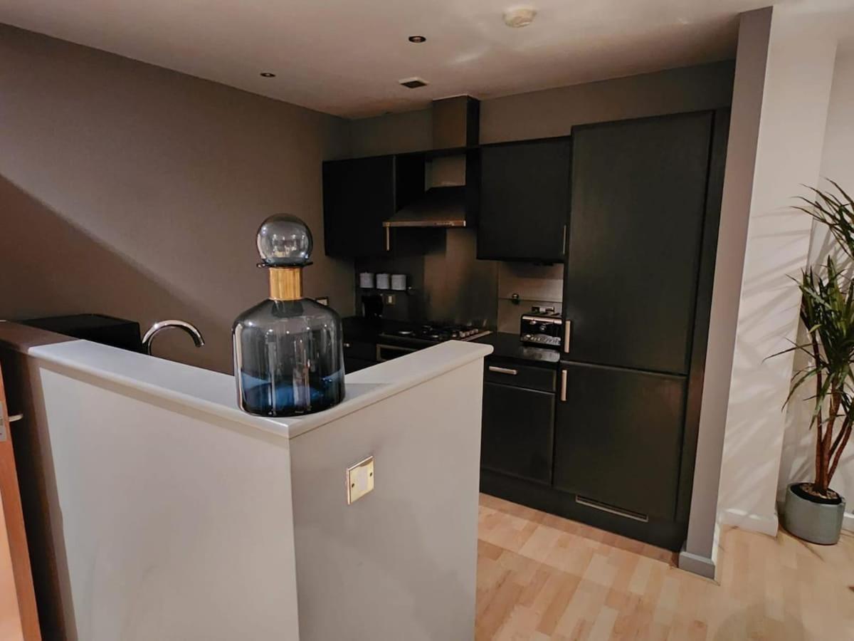 Luxury Penthouse Apartment ลีดส์ ภายนอก รูปภาพ